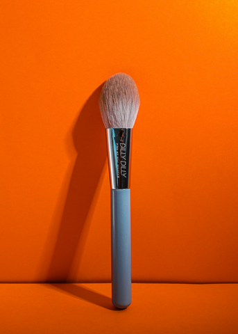 Luxe Feather Face Finish Brush
